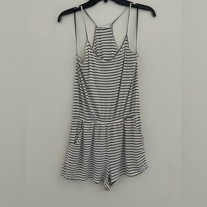 Boutique Brand Black & White Striped Shorts Romper - Size Small